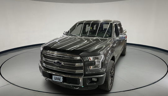 Ford • Lobo