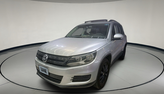 Volkswagen • Tiguan