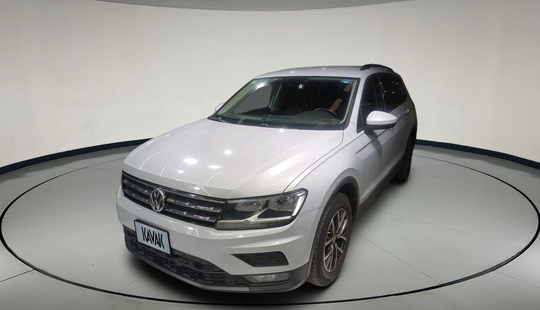 Volkswagen • Tiguan