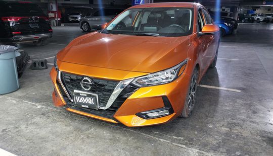 Nissan • Sentra