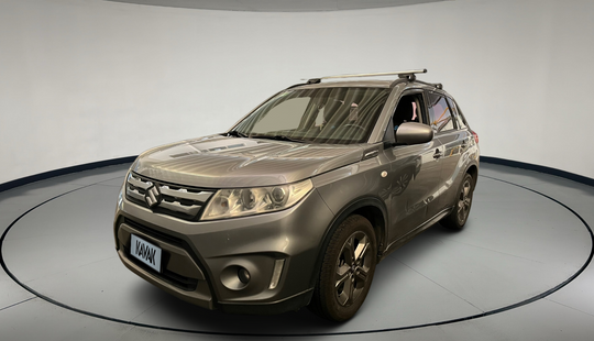 Suzuki • Vitara