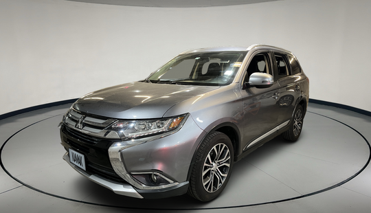 Mitsubishi • Outlander