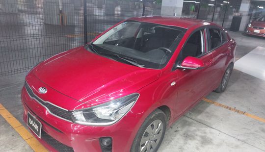2020 • 72,630 km • Manual