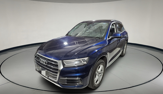 Audi • Q5