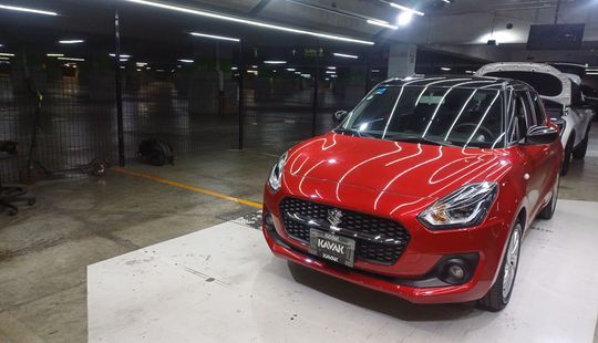 Suzuki • Swift