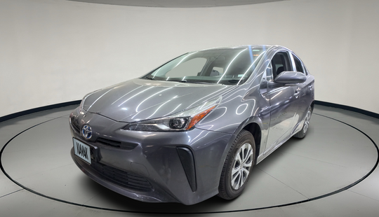 Toyota • Prius