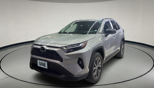 Toyota • RAV4
