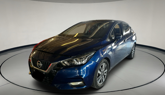 Nissan • Versa
