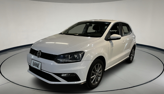Volkswagen • Polo