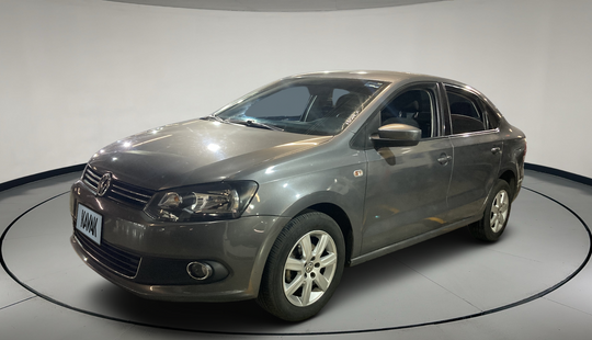 Volkswagen • Vento