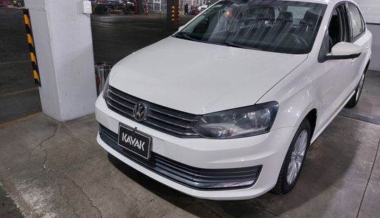 Volkswagen • Vento