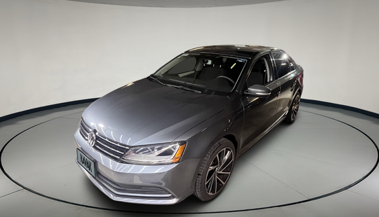 Volkswagen • Jetta