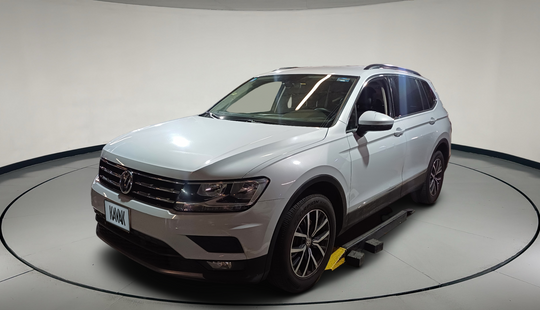 Volkswagen • Tiguan