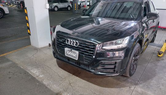 Audi • Q2