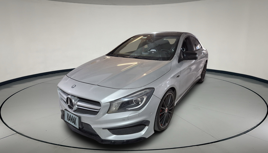 Mercedes Benz • Clase CLA