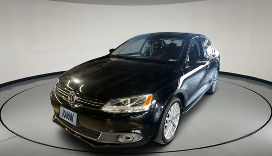 Volkswagen • Jetta