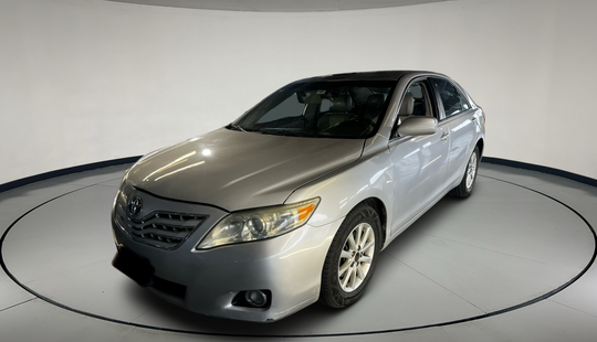 Toyota • Camry