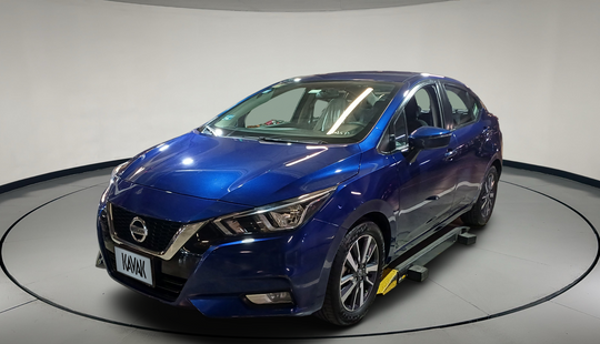 Nissan • Versa