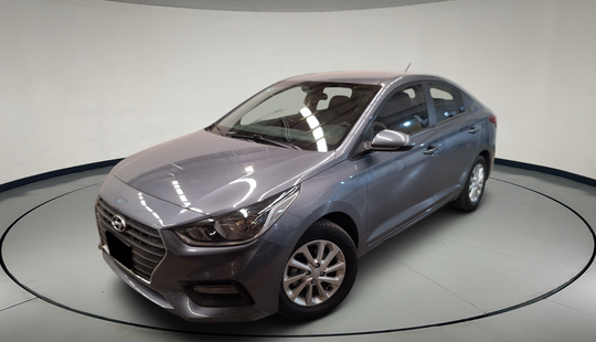 Hyundai • Accent