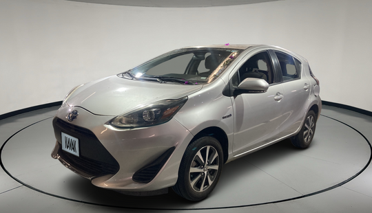 Toyota • Prius C