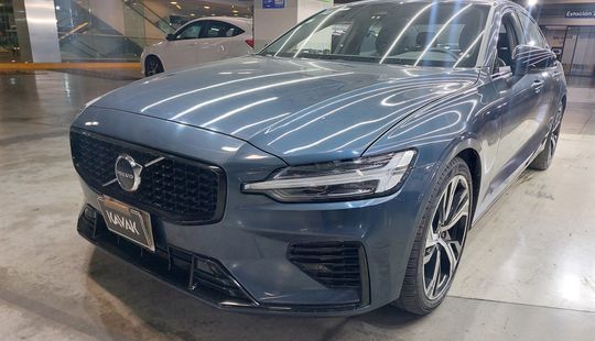 Volvo • S60