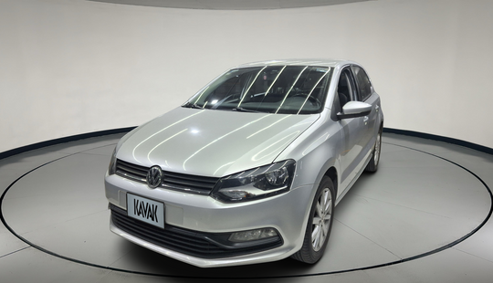 Volkswagen • Polo
