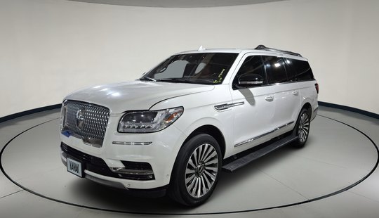 Lincoln • Navigator