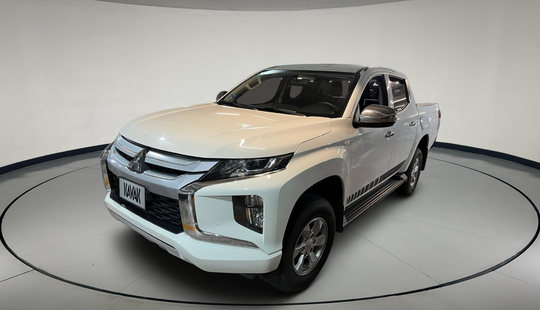 Mitsubishi • L200