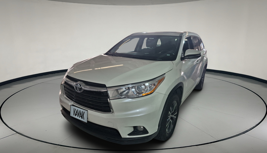 Toyota • Highlander
