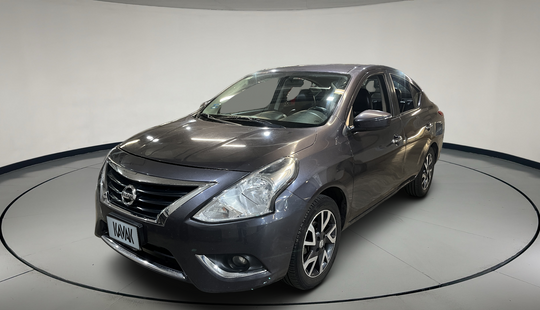 Nissan • Versa