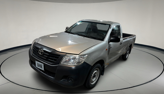 Toyota • Hilux
