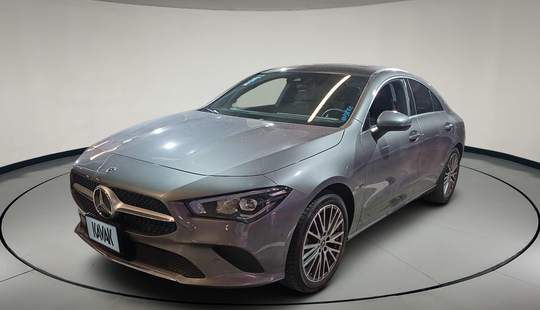 Mercedes Benz • Clase CLA