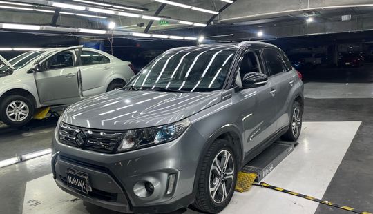 Suzuki • Vitara