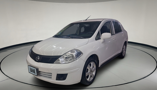 Nissan • Tiida