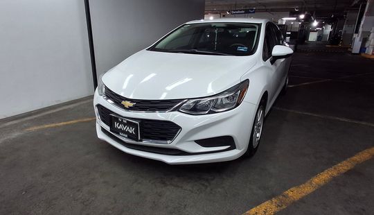 Chevrolet • Cruze