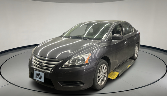 Nissan • Sentra