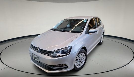 Volkswagen • Polo