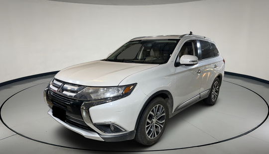 Mitsubishi • Outlander