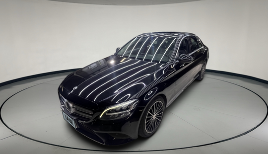 Mercedes Benz • Clase C
