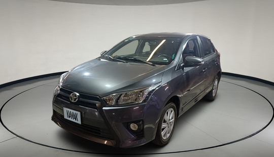 Toyota • Yaris