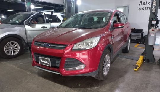 Ford • Escape