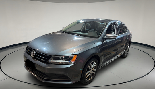 Volkswagen • Jetta