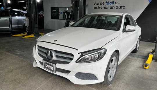 Mercedes Benz • Clase C