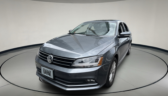 Volkswagen • Jetta