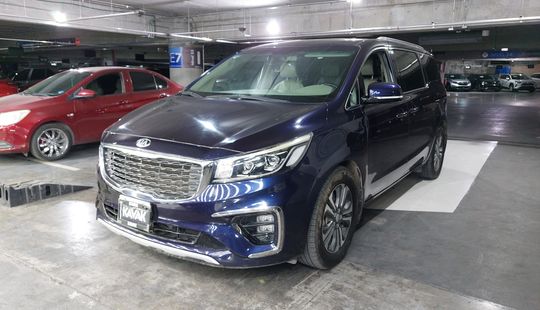 Kia • Sedona