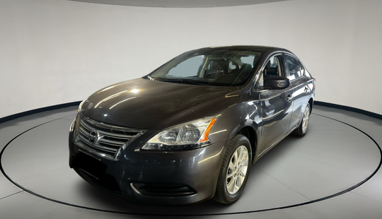 Nissan • Sentra