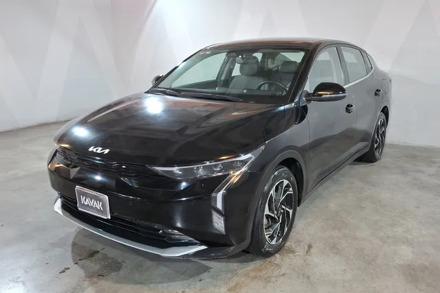 Kia · K3