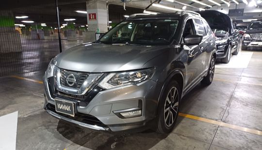 Nissan • X-Trail