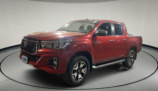 Toyota • Hilux