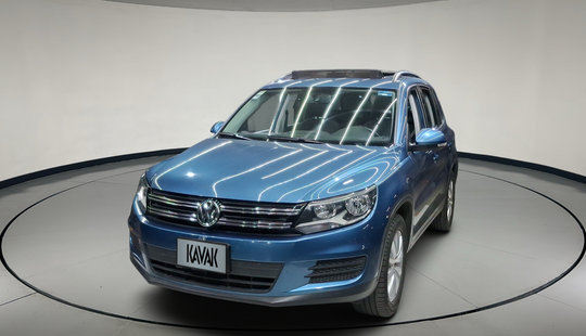 Volkswagen • Tiguan